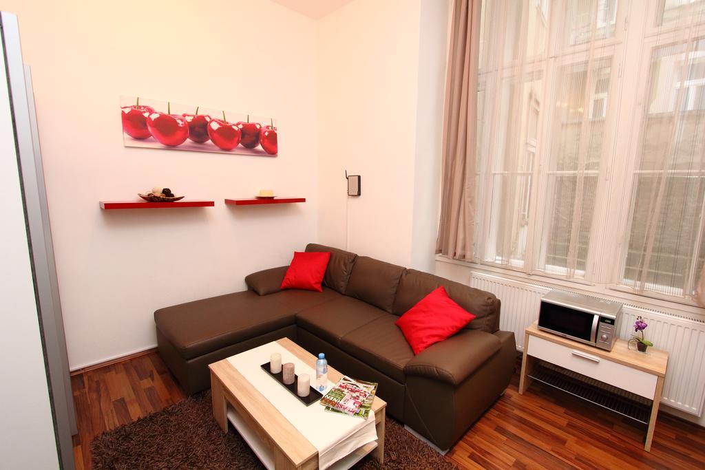Checkvienna - Waehringer Strasse Apartman Kültér fotó